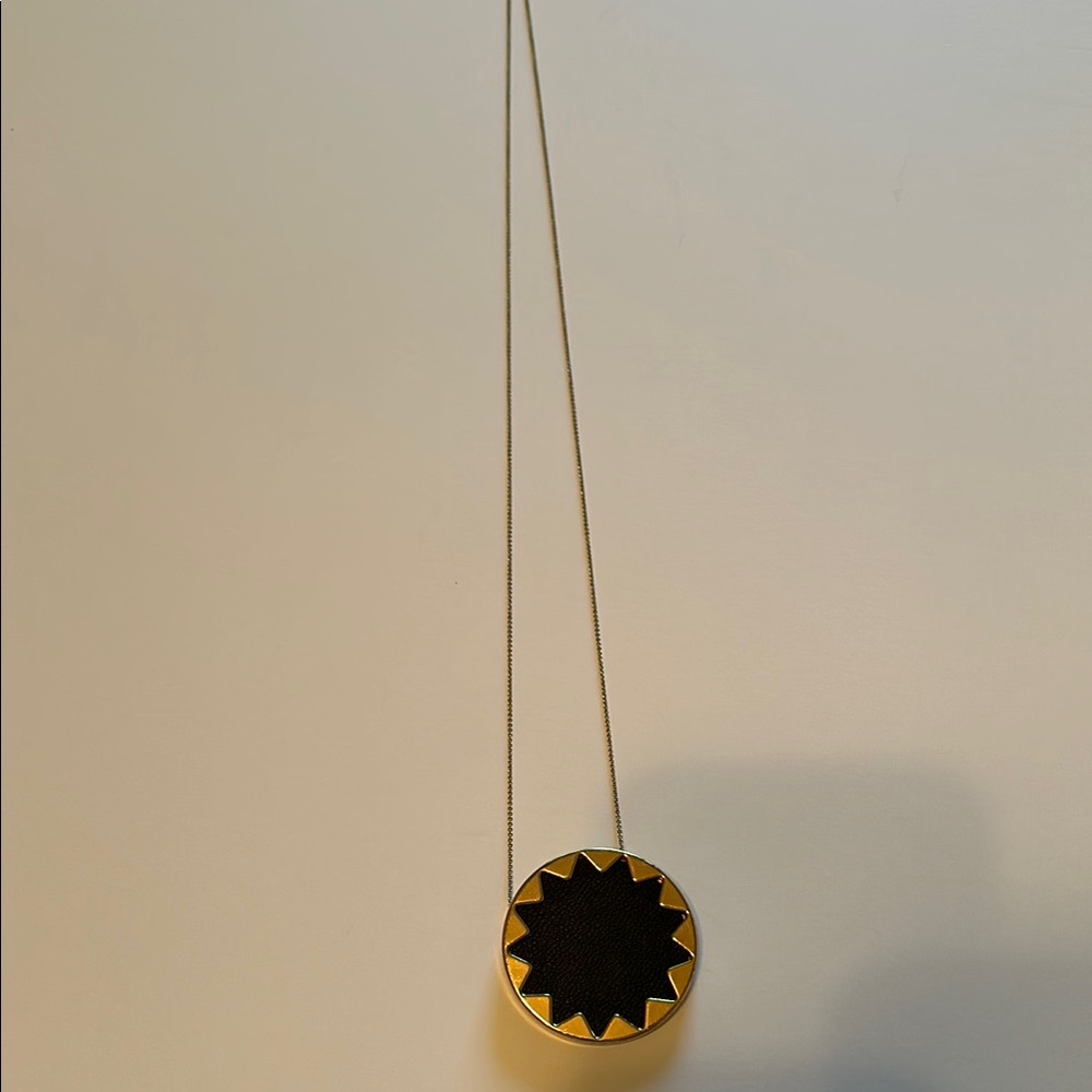 House of Harlow 1960 Sunburst Gold and Black Necklace